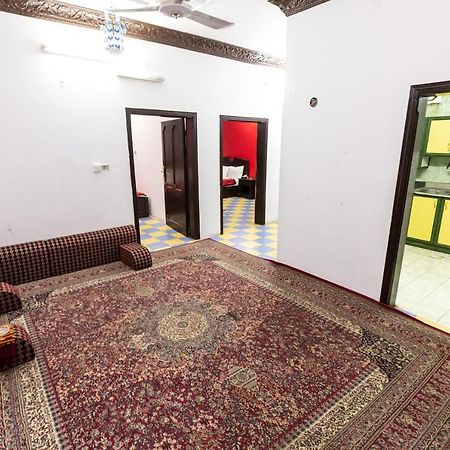 Al Eairy Furnished Apartments - Al Bahah 3 Екстер'єр фото