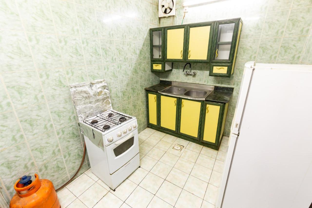 Al Eairy Furnished Apartments - Al Bahah 3 Екстер'єр фото
